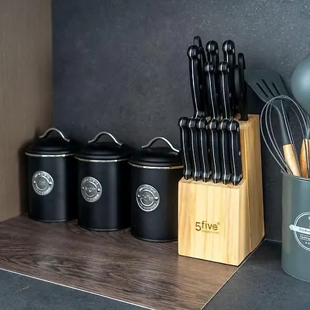 La88 Cityway Penthouse Apartment *