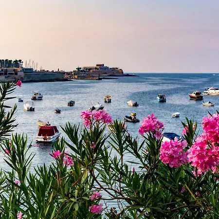 La88 Cityway Penthouse * Gzira