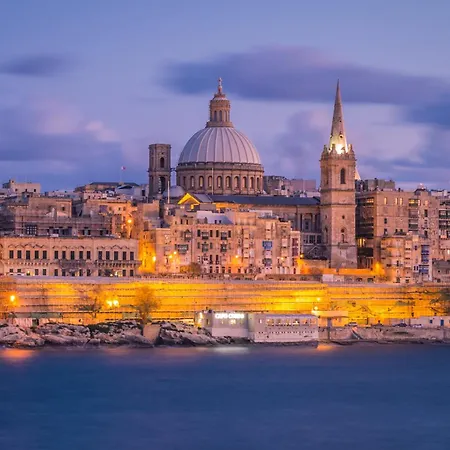 La88 Cityway Penthouse Daire Gzira