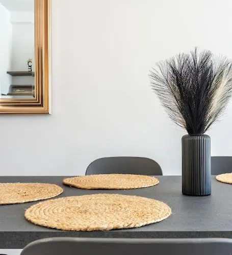 La88 Cityway Penthouse Apartment